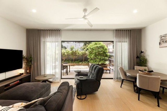 1/44 Bradshaw Street, QLD 4030