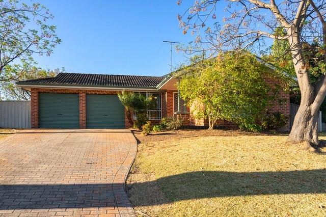 15 Womra Crescent, NSW 2745