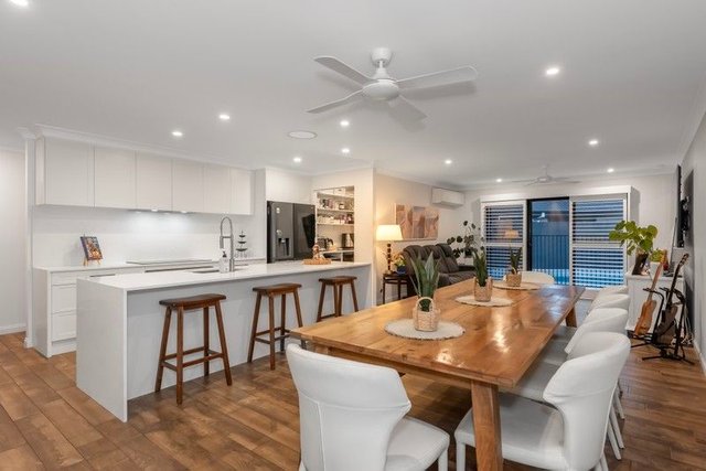 30 Craigs Way, QLD 4210