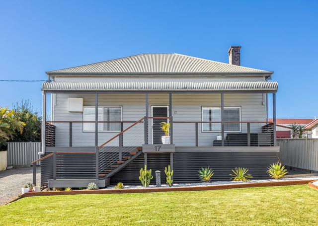17 West Street, NSW 2426