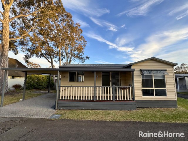 21/9 Browns Road, NSW 2541