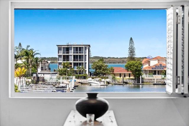 23/89-91 Bayview Street, QLD 4216