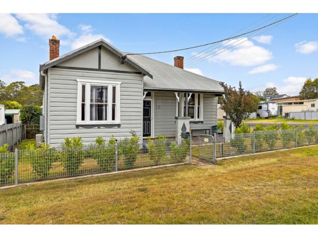 15 Daniel Street, NSW 2325