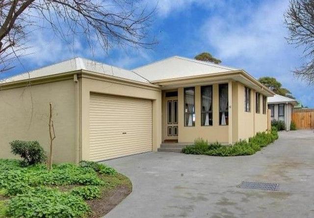 1/10 Kennington Road, VIC 3939