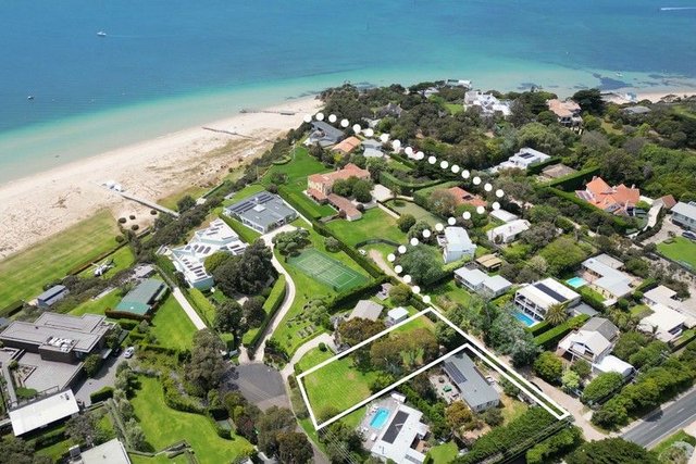 2 Merrylands Avenue, VIC 3944