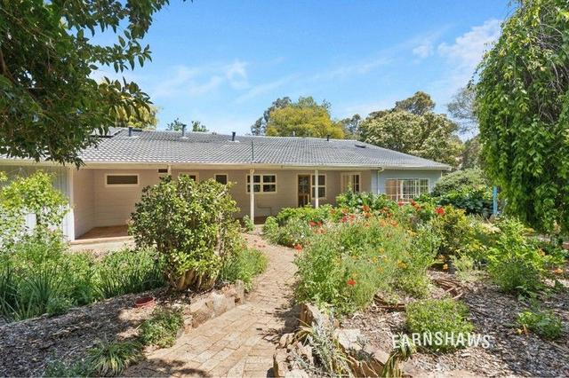 6 Azeeza Court, WA 6070