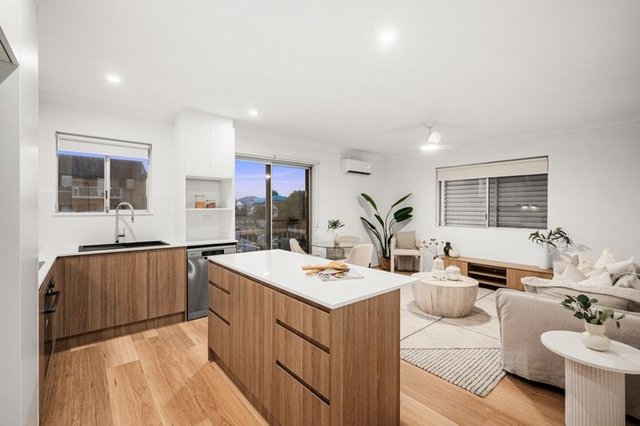 2/83 Dobson Street, QLD 4007