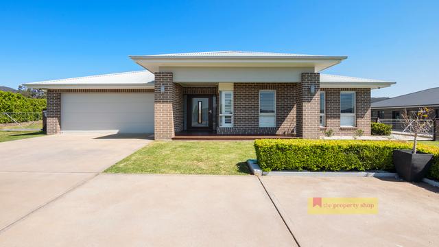 11 Diana Drive, NSW 2850