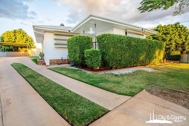 5 Silver Crescent, QLD 4825