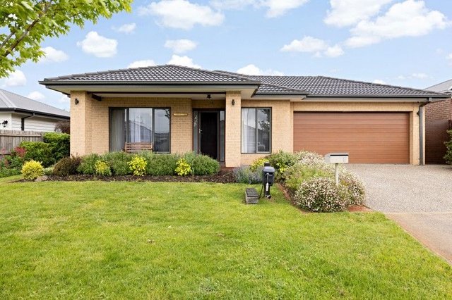 17 Vancleve Crescent, VIC 3437