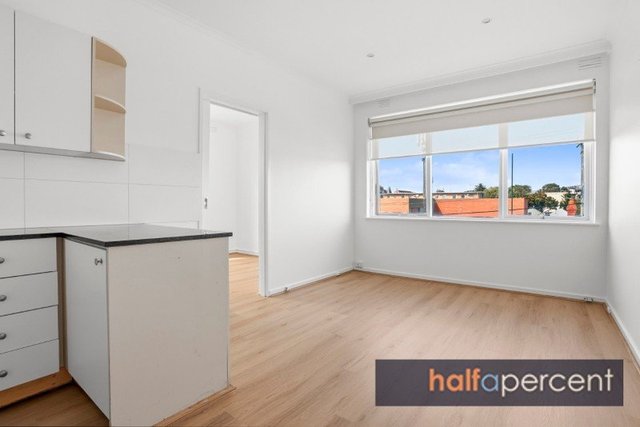 8/3 Balston Grove, VIC 3183