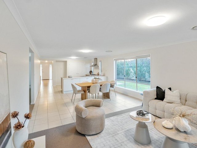 6 Harrison Place, NSW 2680