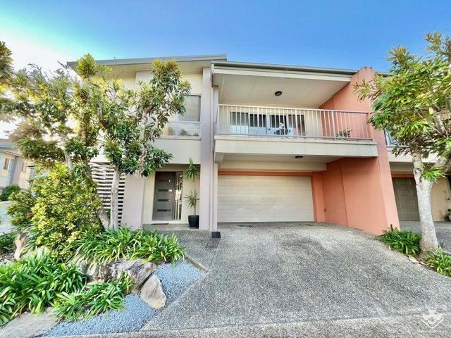 ID:21152492/19 Carina Peak Drive, QLD 4227