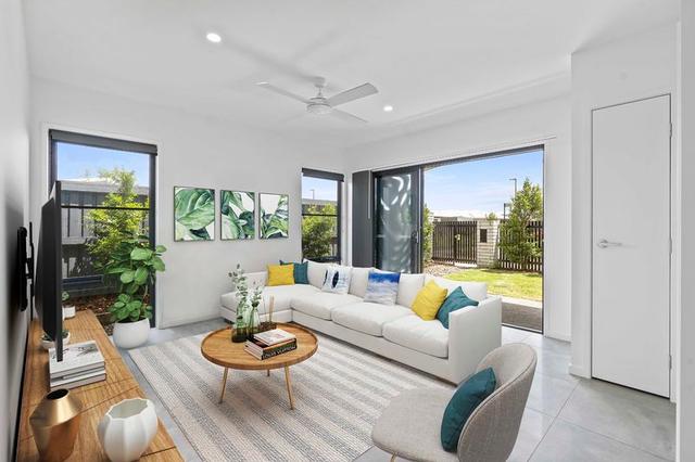 11 Dann Walk, QLD 4553