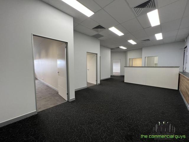 1.04/15 Discovery Dr, QLD 4509