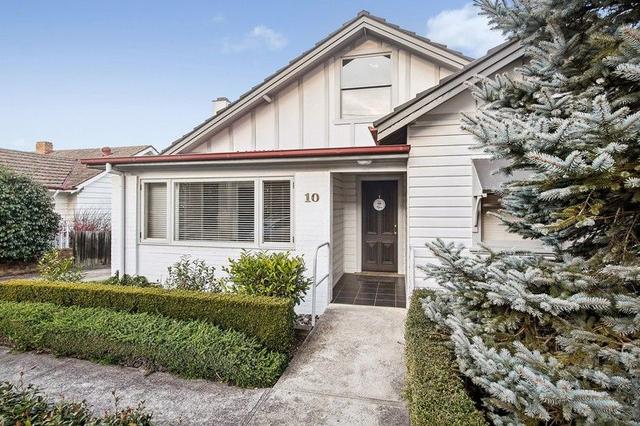 10 Mona Road, NSW 2576