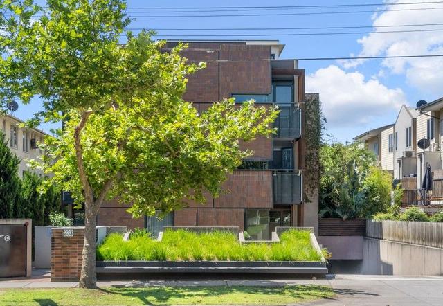 109/233 Dandenong Road, VIC 3181