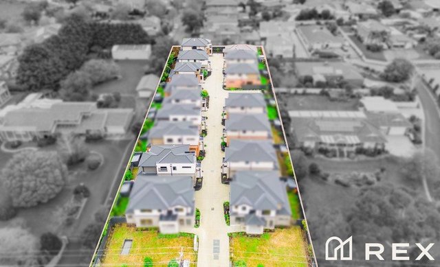 15 Shan Place, VIC 3976