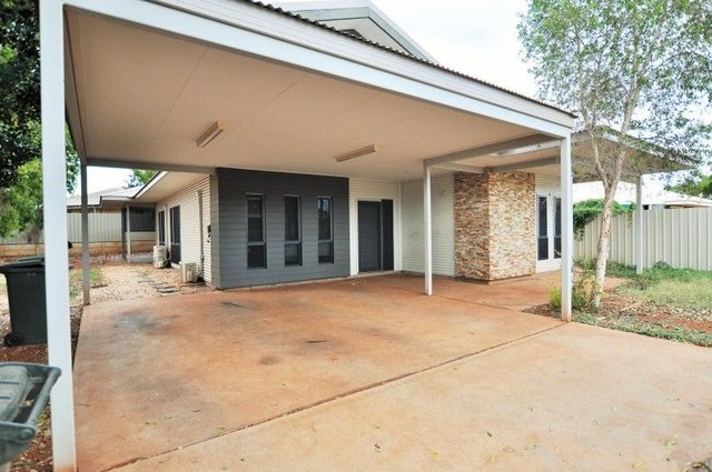 4 Sturt Place, WA 6722