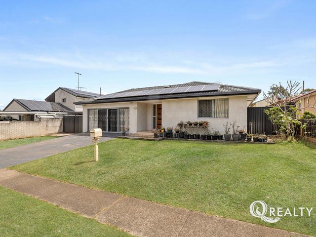 77 Tingiringi Street, QLD 4115