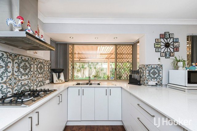 8B Vine Court, WA 6107