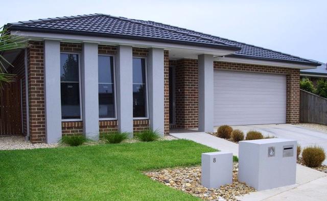 8 Sapphire Dr, VIC 3350