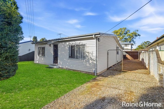 8 Ellis Street, NSW 2760