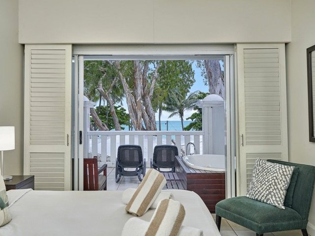 1221-1222/123-127 Williams Esplanade, QLD 4879