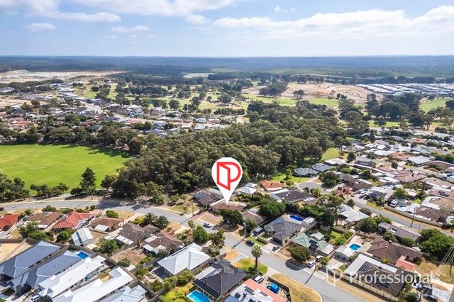 70 Moorpark Avenue, WA 6035