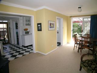 Living area (2004-09-01)