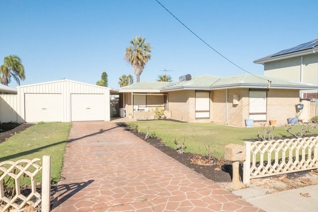 62 Council Avenue, WA 6168