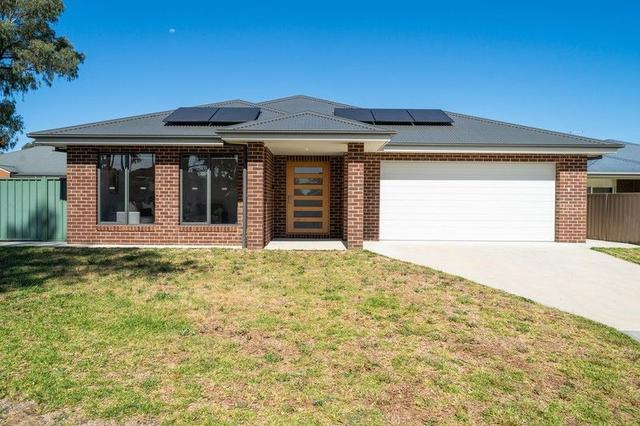 19 Chafia Place, NSW 2641