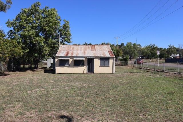 17 Belmore St, QLD 4804