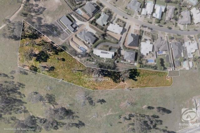1/null Avondale Drive, VIC 3690
