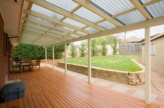 Deck & pergola