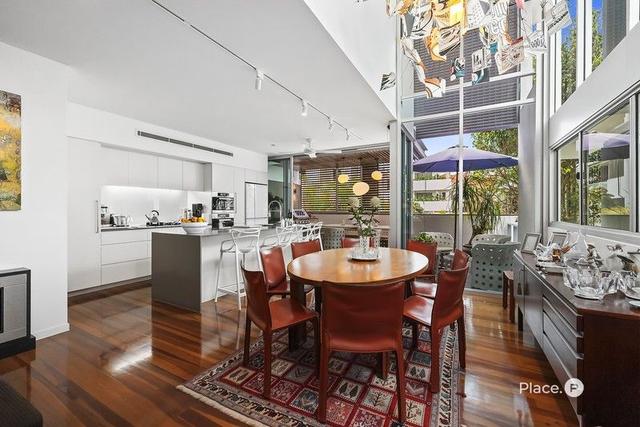 141 Sydney Street, QLD 4005