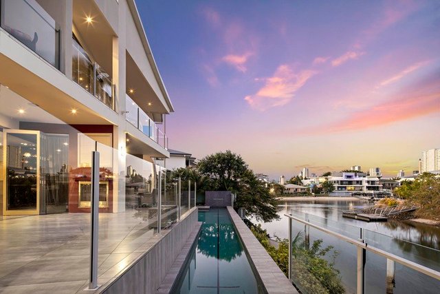 12 Lotus Key, QLD 4218