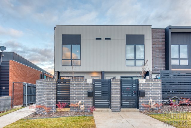 21/3A Woodbury Ave, ACT 2611