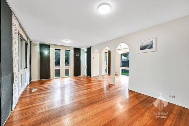 17 Clunies Ross Crescent, VIC 3170