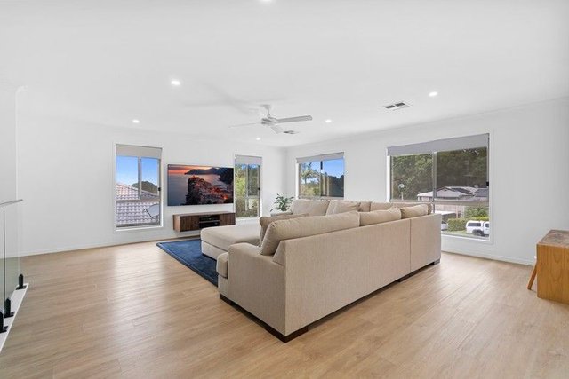 5 Pyrene Place, QLD 4224