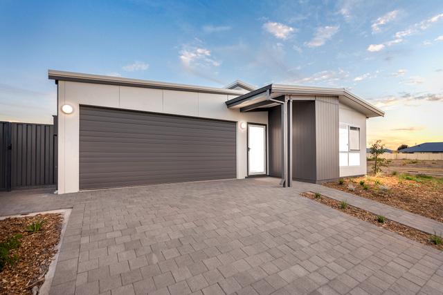 14 Brockagh Drive, WA 6530