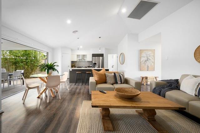 2 Hammock Place, QLD 4212