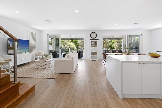 71 Lake Serenity Boulevard, QLD 4212