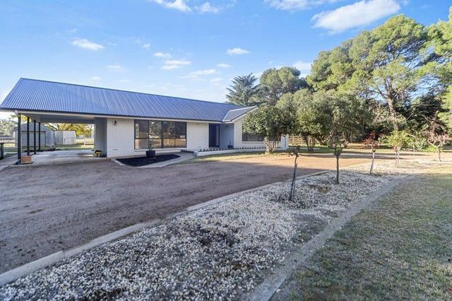 17 Kyeamba Avenue, NSW 2650