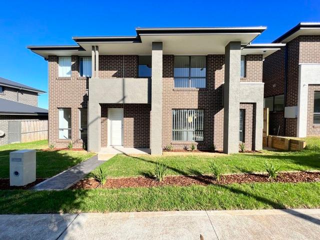8 Potts Street, NSW 2570