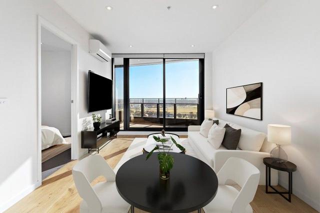 1904/8 Hallenstein Street, VIC 3011