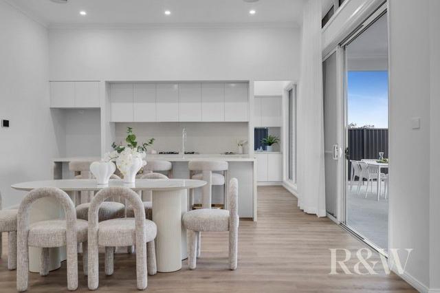 14 Bronzewing Street, NSW 2573