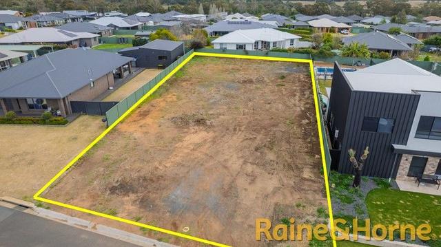 6 Sunningdale Close, NSW 2830