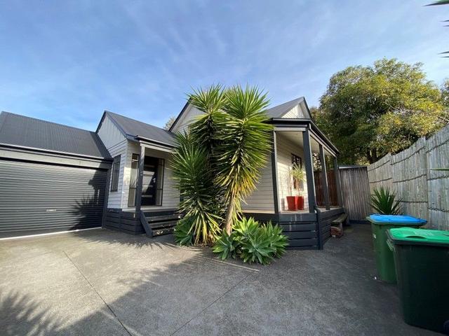 2/2 Victoria Street, VIC 3135