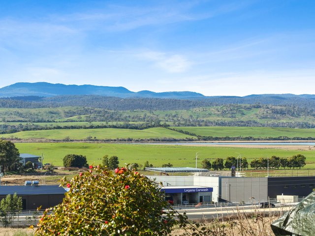 8 Acropolis Drive, TAS 7277